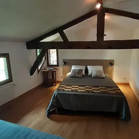 Aux Gites D'haromagnyl - La Tour Holiday home